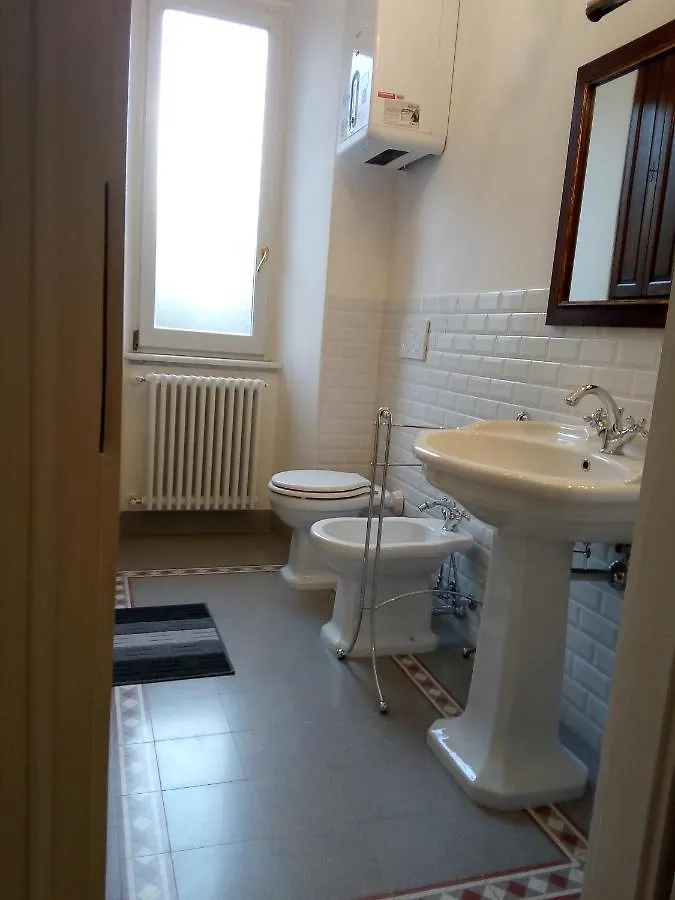 Apartment Ferienwohnung La Casa Della Stazione Cortona